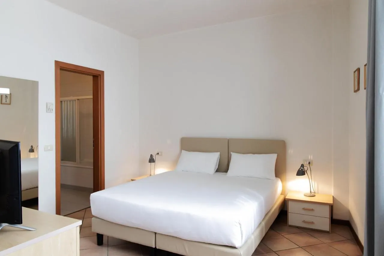 Residenza Cavour Aparthotel Parma