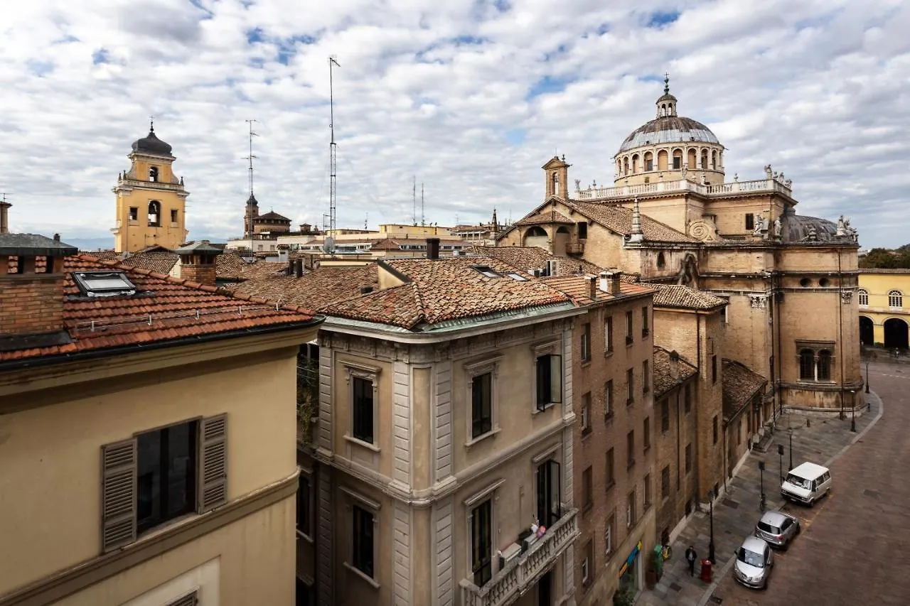 Residenza Cavour Aparthotel Parma