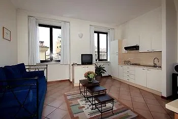 Residenza Cavour Aparthotel Parma 2*,